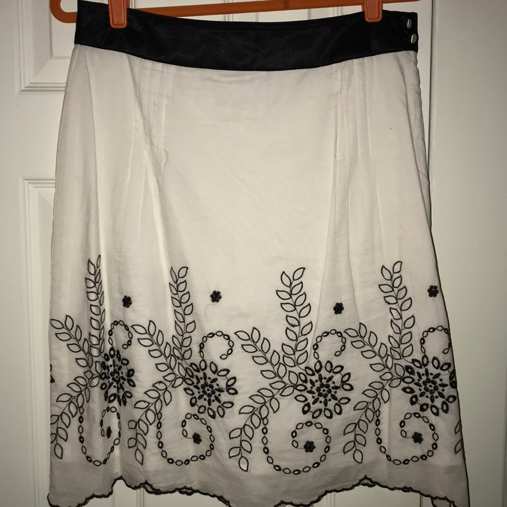 Women’s Skirt